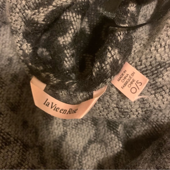 LA VIE EN ROSE Animal Print Open Front Poncho Cape Grey One Size - Picture 7 of 9